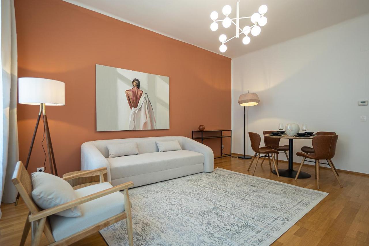 Bright 3-room With A King-size Bed Apartamento Viena